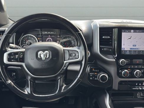 Used 2022 RAM 1500 Big Horn AWD/4WD image 11