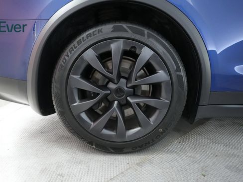 Used 2023 Tesla Model X AWD/4WD image 22