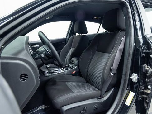 Used 2021 Dodge Charger SXT w/ Driver Convenience Group image 20