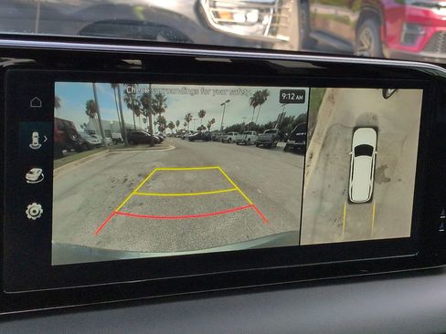 Used 2025 Hyundai Palisade SEL FWD image 20