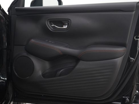 Used 2024 Honda HR-V Sport image 12
