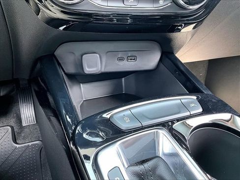 New 2026 Chevrolet Trax LT w/ Driver Confidence Package FWD image 24