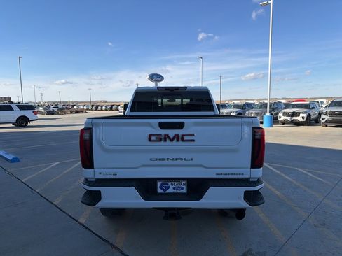 Used 2024 GMC Sierra 2500 Denali w/ Denali Reserve Package image 6