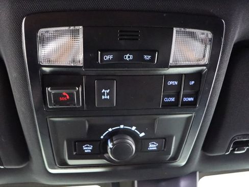 Used 2021 Toyota Tacoma TRD Pro AWD/4WD image 30