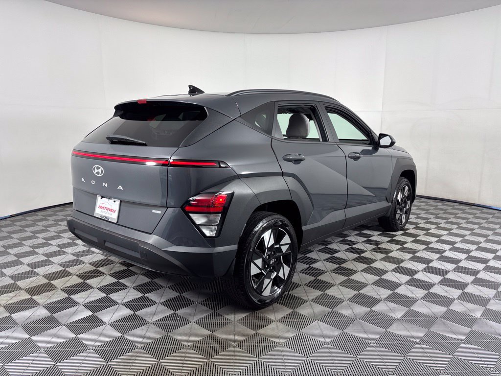 Used 2024 Hyundai Kona SEL AWD/4WD image 9