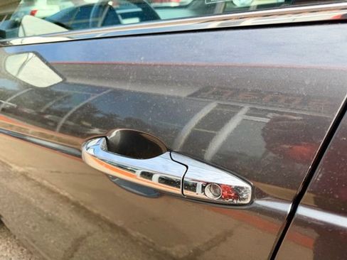 Used 2012 Honda Crosstour EX image 10