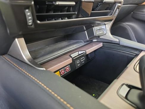 Used 2025 Lexus RX 350 Premium w/ Accessory Package (Z1) FWD image 20