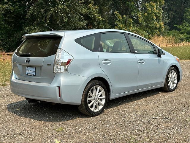 Used 2012 Toyota Prius V Five FWD image 9