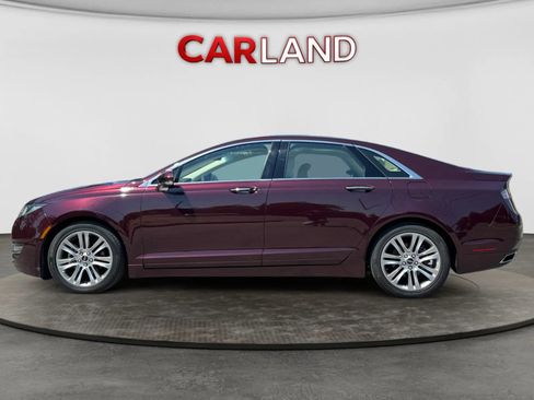 Used 2013 Lincoln MKZ Hybrid FWD image 2