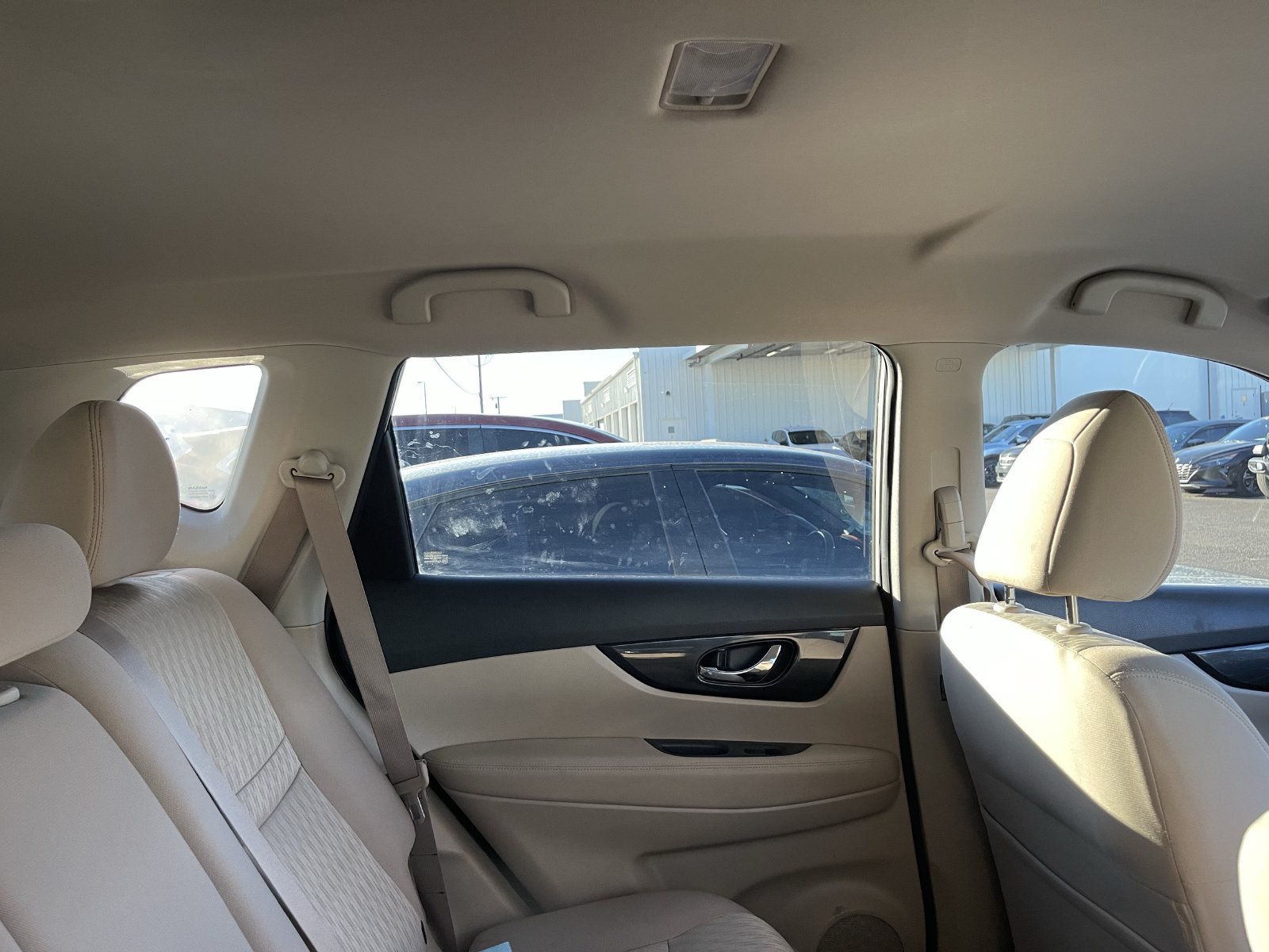 Used 2019 Nissan Rogue SV FWD image 8