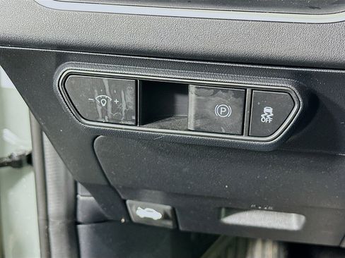 Used 2025 Kia K4 LXS image 17