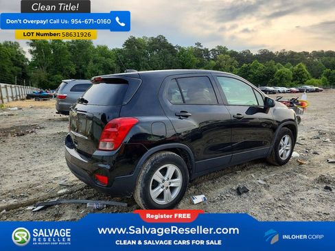Used 2020 Chevrolet Trax LS w/ Tint and Cruise Package FWD image 4