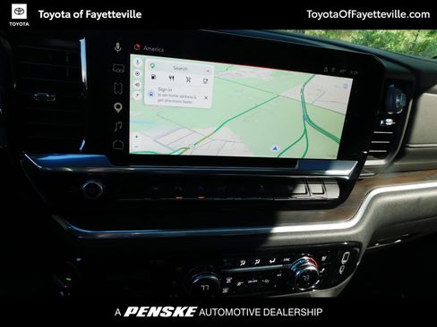 Used 2025 GMC Sierra 1500 SLT w/ SLT Premium Plus Package image 10