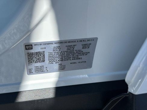 New 2026 Chevrolet Equinox LT FWD image 19