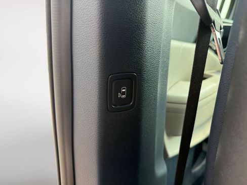 Used 2025 Kia Carnival SX Prestige FWD image 20
