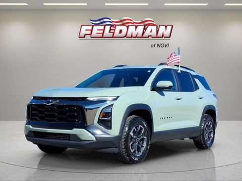Used 2025 Chevrolet Equinox ACTIV AWD/4WD image 1