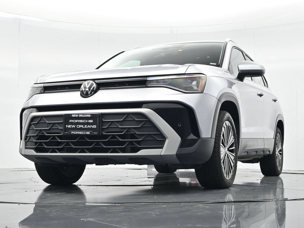 Used 2025 Volkswagen Taos SE FWD image 23