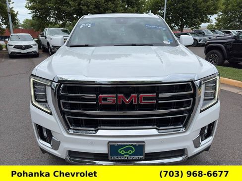 Certified 2024 GMC Yukon SLT AWD/4WD image 2