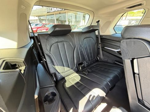 Used 2020 BMW X7 xDrive40i w/ Premium Package image 19