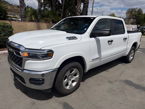 Used 2025 RAM 1500 Big Horn AWD/4WD image 6
