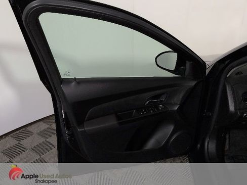 Used 2014 Chevrolet Cruze LTZ image 11