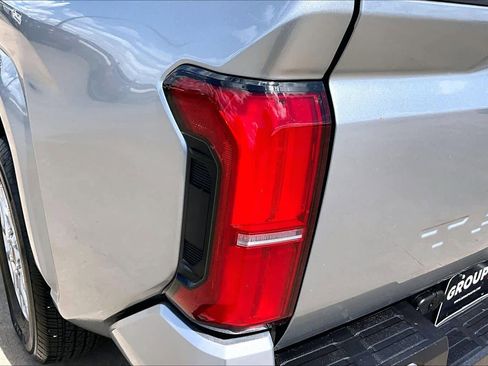 Certified 2025 Toyota Tacoma SR5 image 29