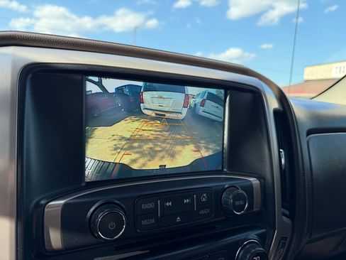 Used 2017 GMC Sierra 2500 Denali w/ Duramax Plus Package AWD/4WD image 34