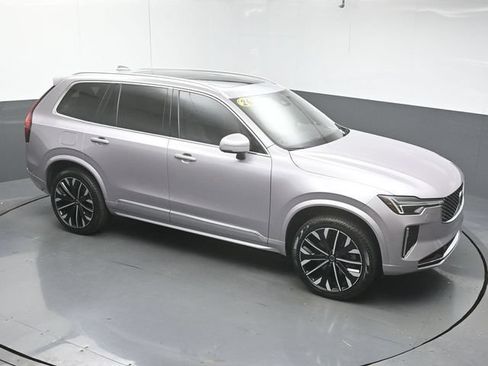 Certified 2026 Volvo XC90 T8 Core w/ Protection Package Premier AWD/4WD image 43
