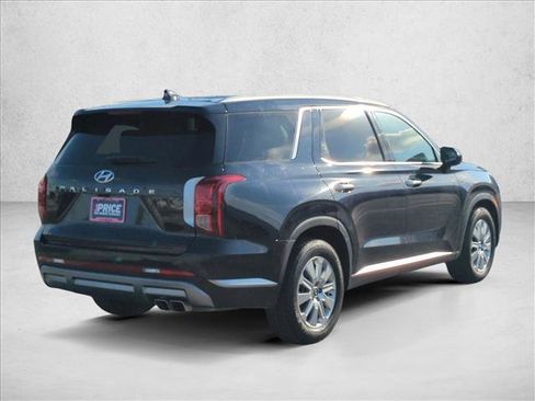 Used 2024 Hyundai Palisade SEL FWD image 5