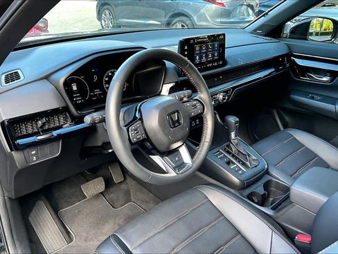 Used 2025 Honda CR-V Sport Touring image 18