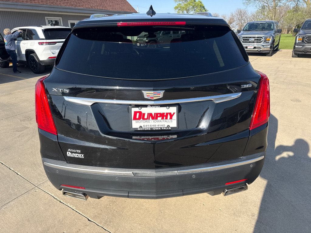 Used 2019 Cadillac XT5 Premium Luxury AWD/4WD image 4