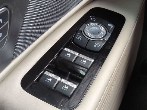 Used 2024 Lincoln Nautilus Premier AWD/4WD image 24
