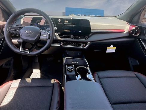 New 2027 Chevrolet Equinox RS w/ Safety and Technology Package FWD image 5