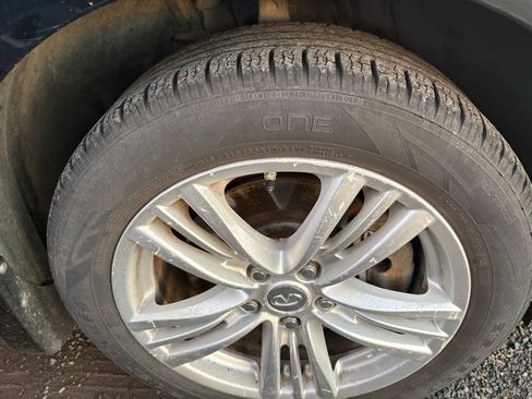 Used 2011 INFINITI G37 x Sedan w/ Premium Pkg image 28