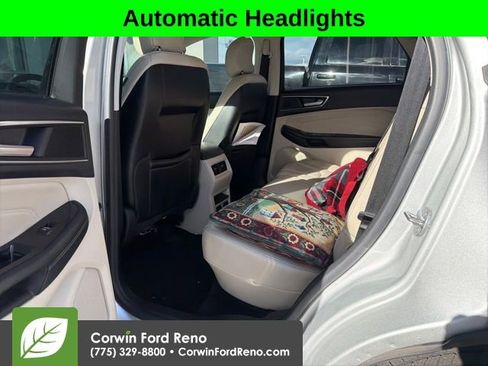 Used 2016 Ford Edge Titanium w/ Technology Package image 9