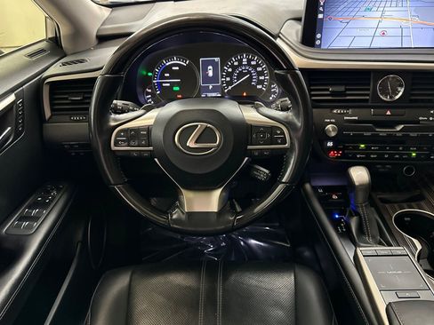 Used 2020 Lexus RX 450hL Luxury image 29