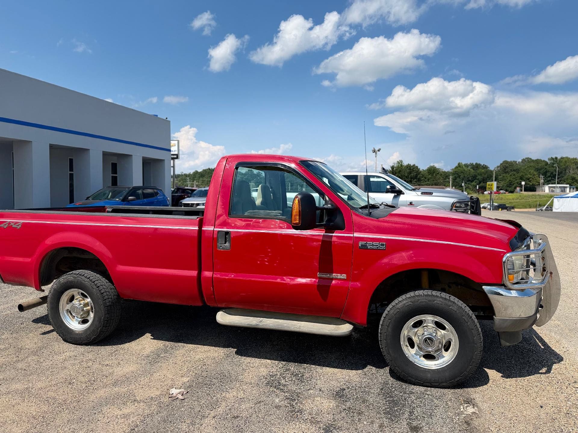Used 2003 Ford F250 XL AWD/4WD image 2