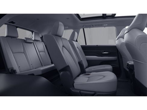 New 2026 Toyota Grand Highlander Platinum image 9