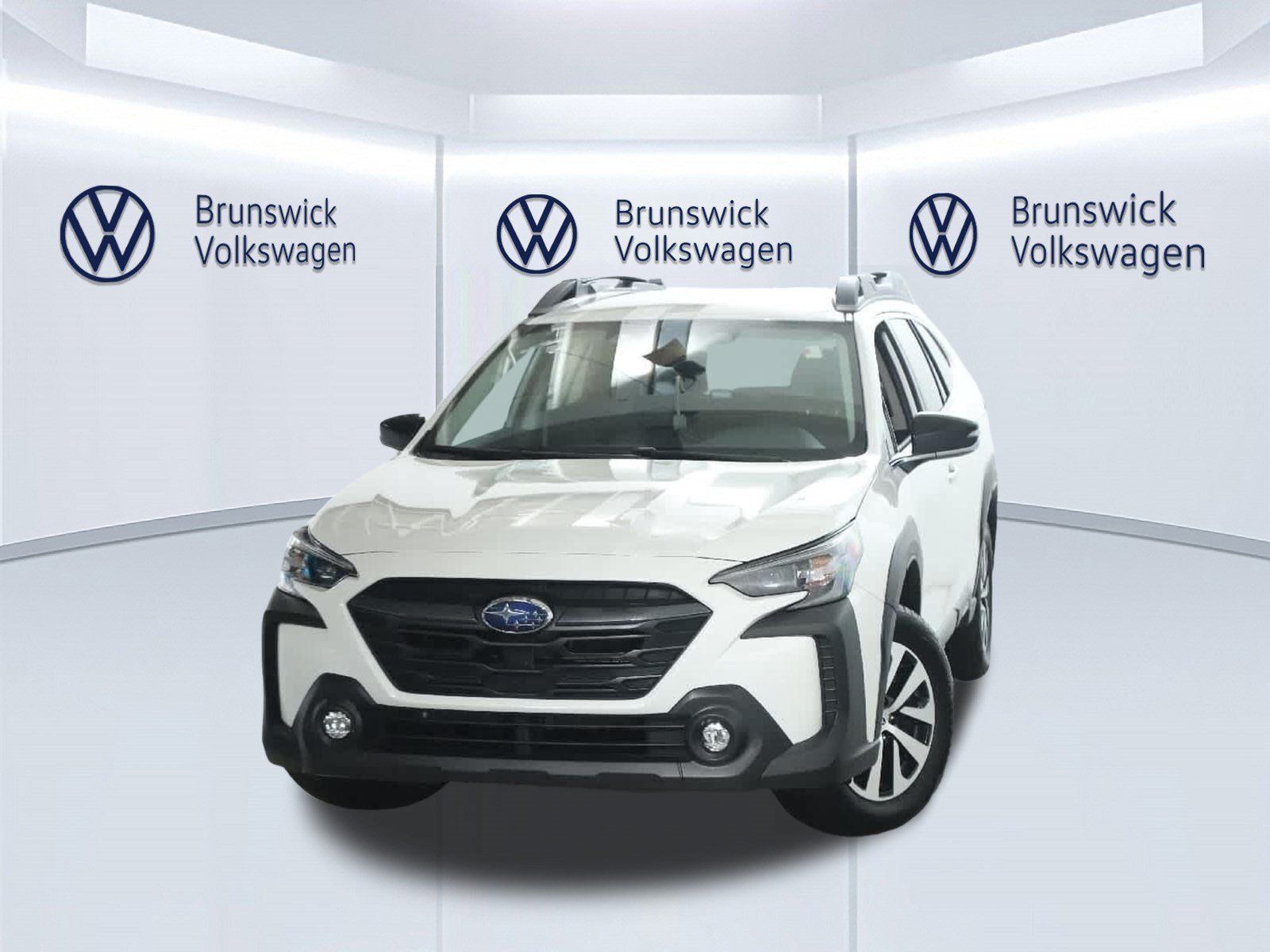 Certified 2025 Subaru Outback Premium w/ Popular Package #1A AWD/4WD image 3