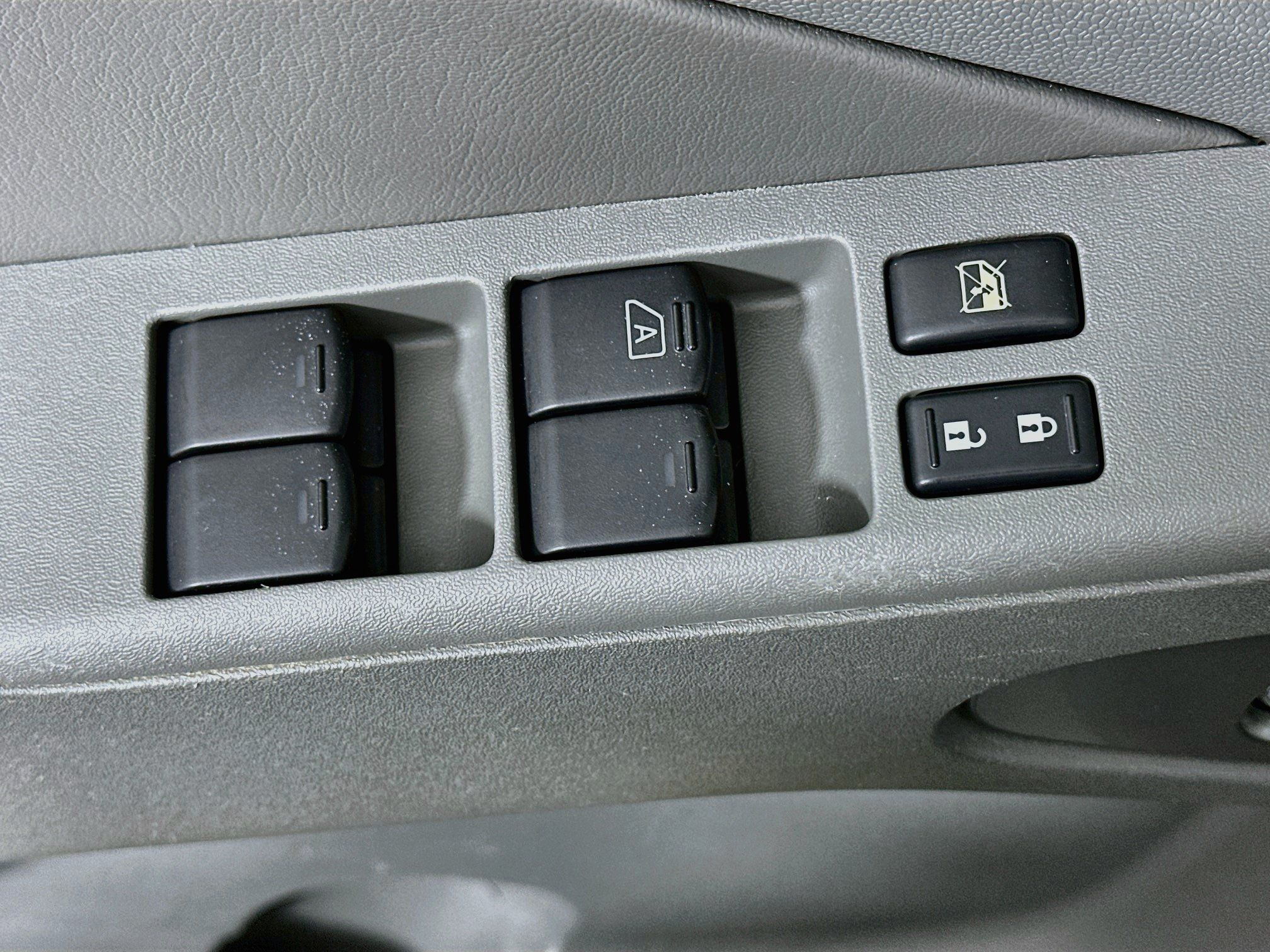 Used 2019 Nissan Frontier SL RWD image 15