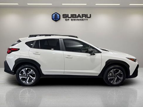 Used 2025 Subaru Crosstrek 2.0i Premium AWD/4WD image 6