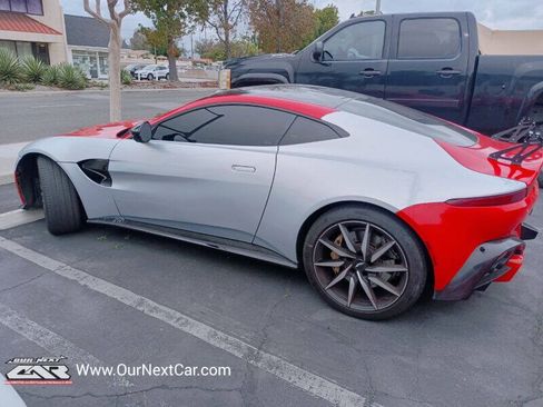 Used 2019 Aston Martin V8 Vantage Coupe RWD image 30