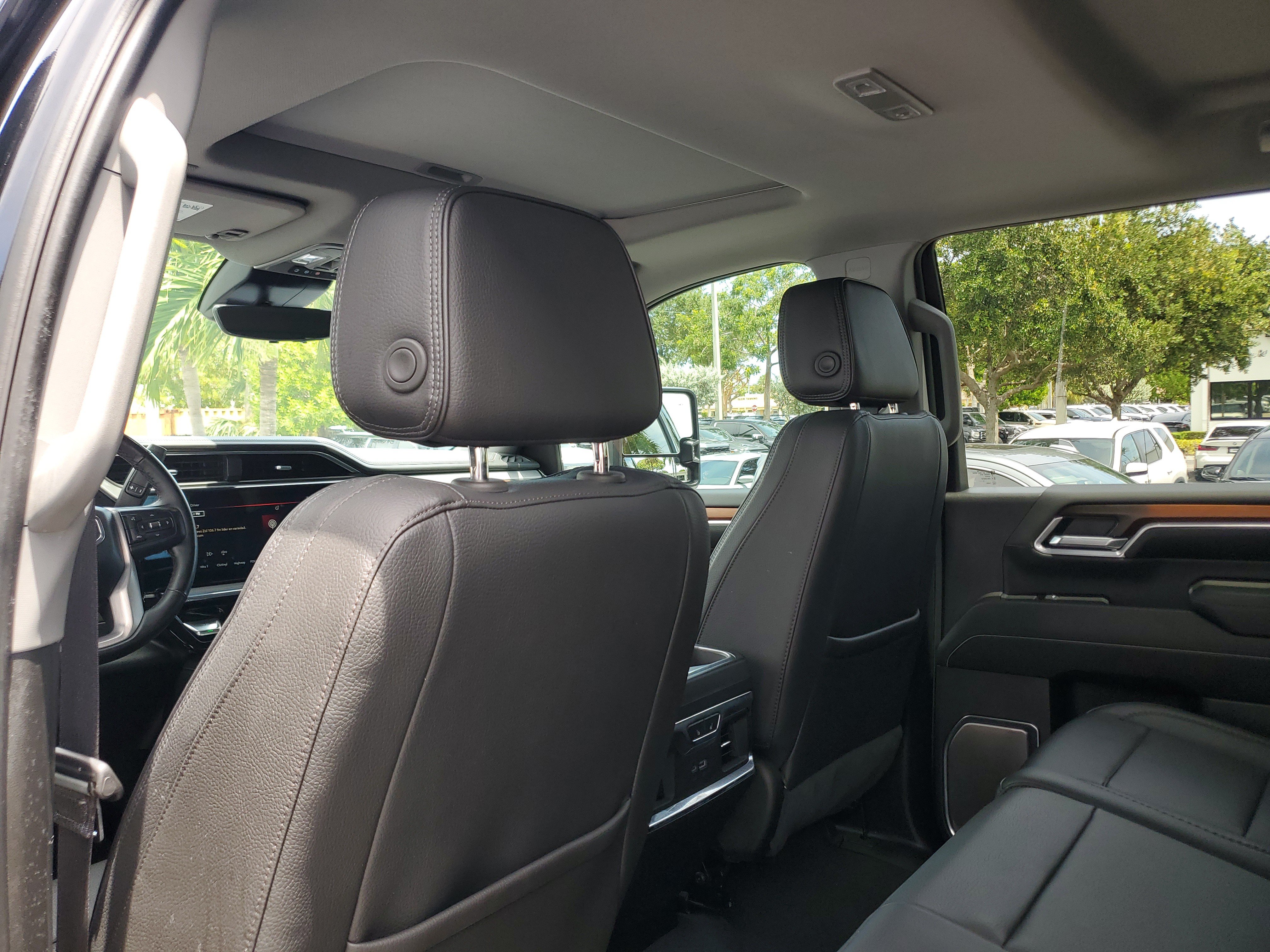 Certified 2025 GMC Sierra 2500 Denali w/ Denali Reserve Package AWD/4WD image 13