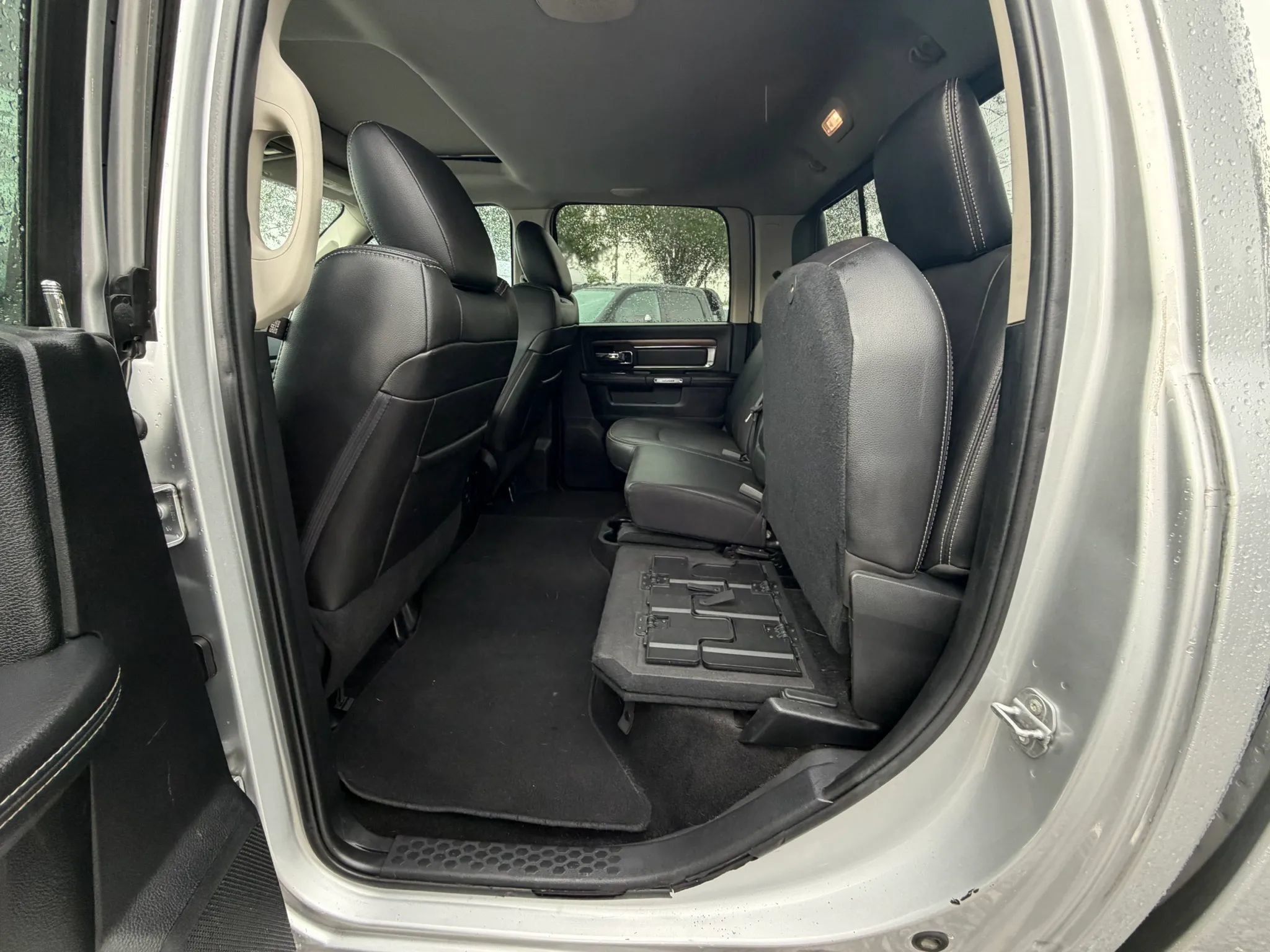 Used 2015 RAM 2500 Laramie AWD/4WD image 37