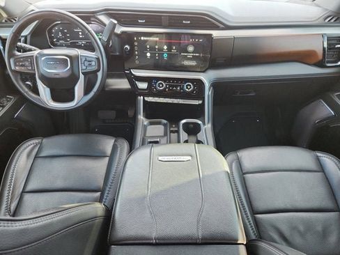 Used 2024 GMC Sierra 3500 Denali w/ Denali Reserve Package image 10