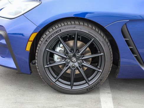 New 2026 Toyota GR86 Premium RWD image 10