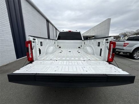 Used 2025 Ford F350 Lariat w/ Lariat Ultimate Package image 22