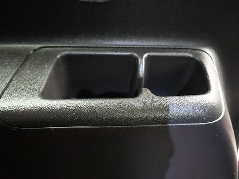 Used 2023 Chevrolet Traverse RS image 46