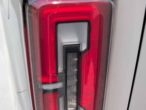 New 2026 Ford Bronco Outer Banks AWD/4WD image 16