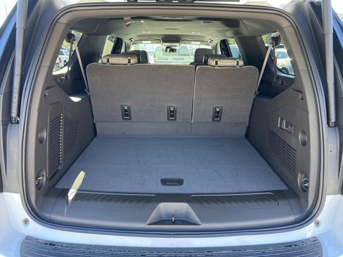 New 2026 GMC Yukon XL Elevation image 21